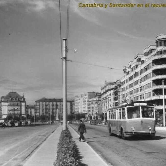 Foto antigua de la calle Castelar (5).jpg