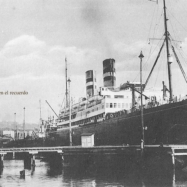 Foto antigua del muelle de Maliaño (8).jpg