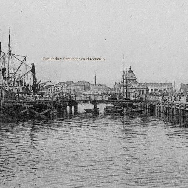 Foto antigua del muelle de Maliaño (23).jpg