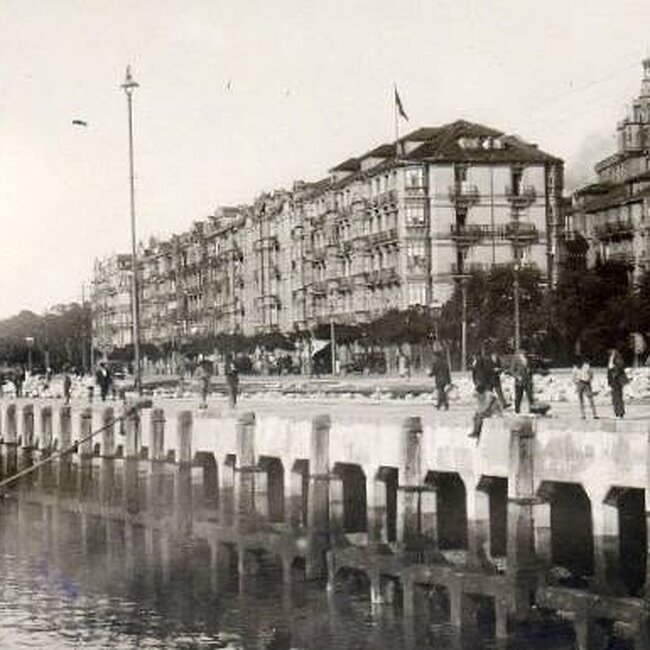 Foto antigua del muelle de Maliaño (31).jpg