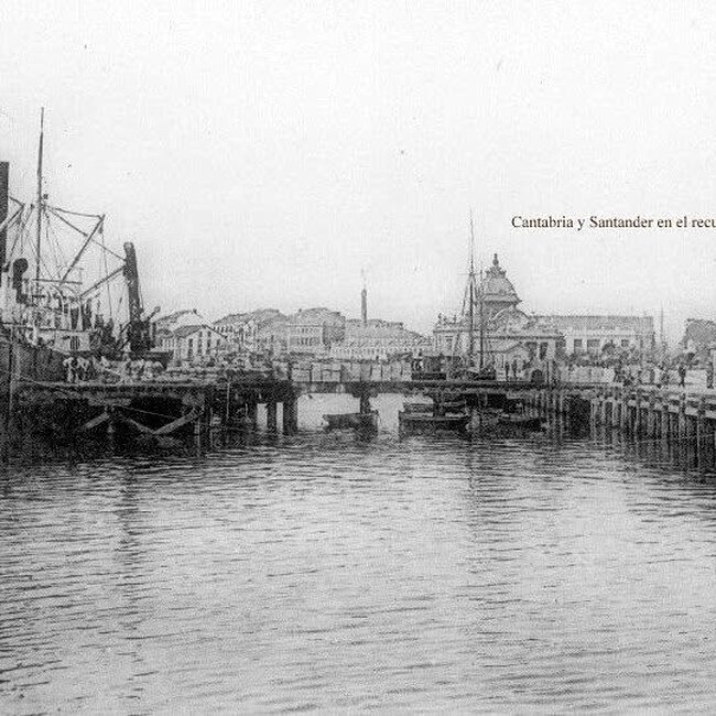 Foto antigua del muelle de Maliaño (55).jpg