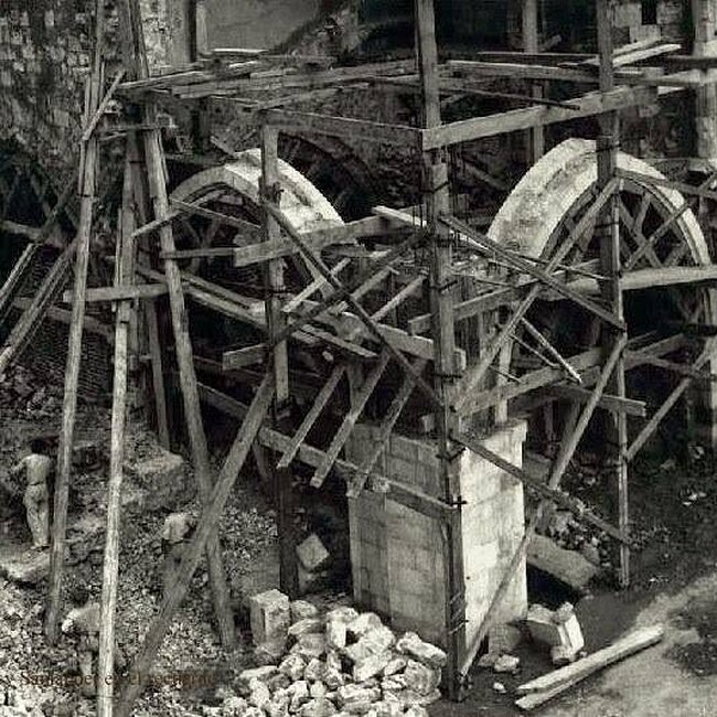 Reconstrucción tras el incendio de 1941 (1).jpg