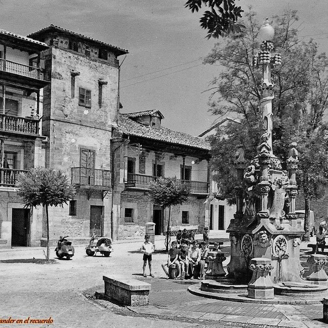 Foto antigua de Comillas (9).jpg