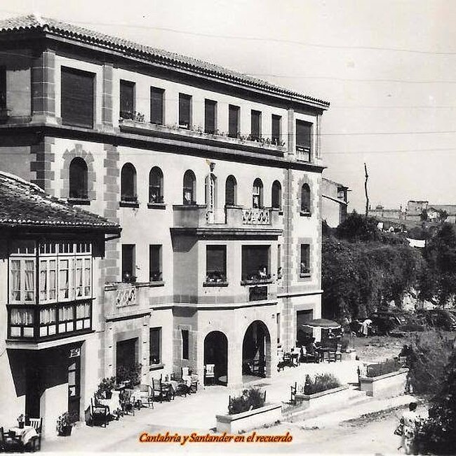 Foto antigua de Comillas (10).jpg