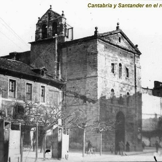Foto antigua de la plaza del Ayuntamiento (8).jpg