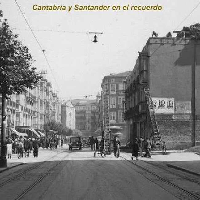 Foto antigua de la plaza del Ayuntamiento (21).jpg