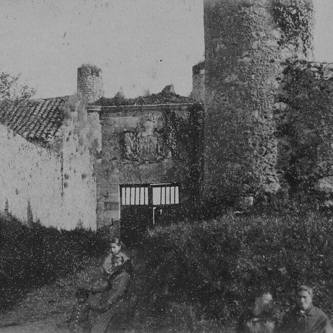 Foto antigua de la Torre de Pronillo (3).jpg