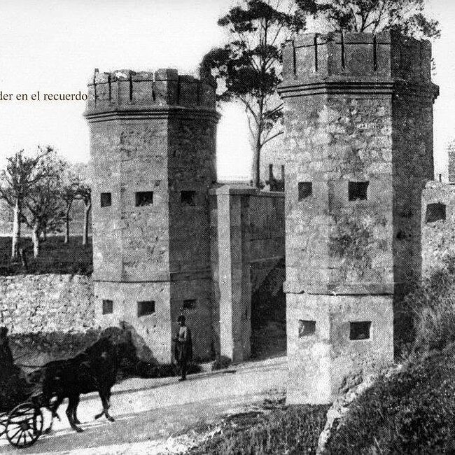Foto antigua de la Torre de Pronillo (34).jpg