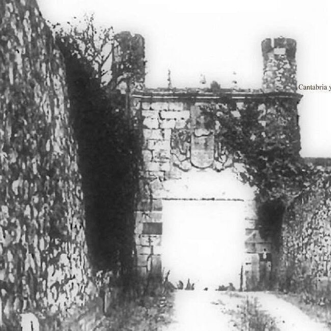 Foto antigua de la Torre de Pronillo (39).jpg