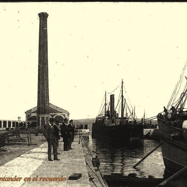 Foto antigua del astillero de San Martín (13).jpg