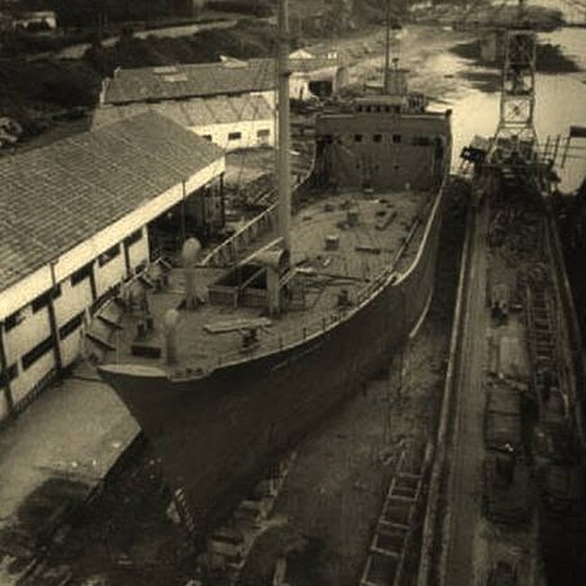 Foto antigua del astillero de San Martín (44).jpg