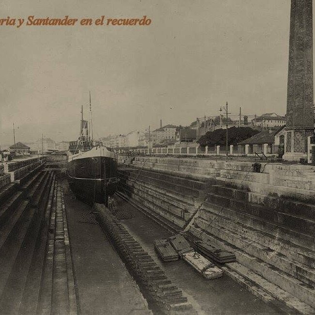 Foto antigua del astillero de San Martín (63).jpg
