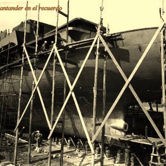 Foto antigua del astillero de San Martín (67).jpg