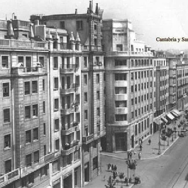 Reconstrucción tras el incendio de 1941 (16).jpg