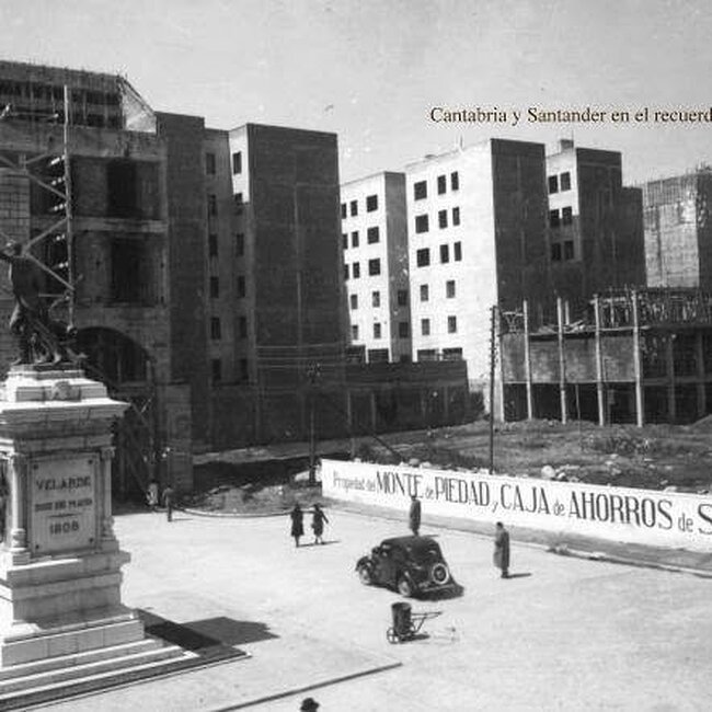 Reconstrucción tras el incendio de 1941 (19).jpg