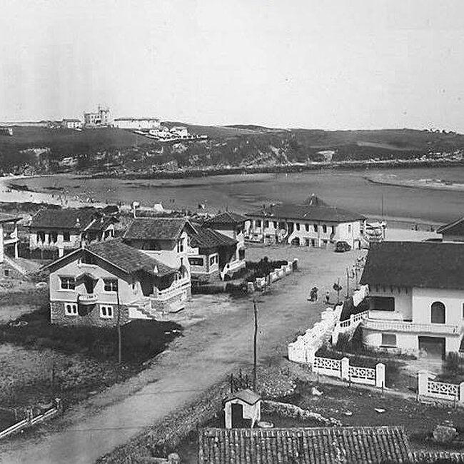 Foto antigua del balneario de Suances (1).jpg