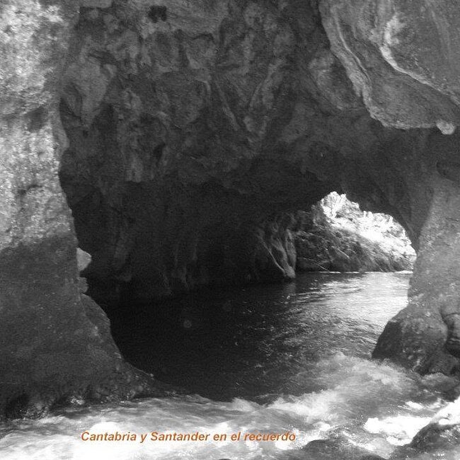 La Fuente del Francés (Hoznayo) (12).jpg