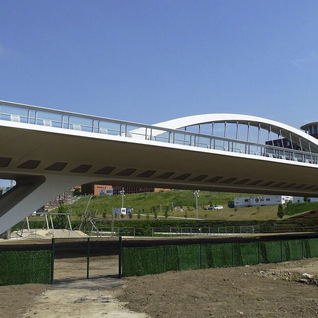 Puente de Las Llamas recién terminada su construcción